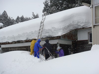 池谷屋根積雪
