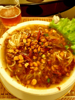 新上海の坦坦麺