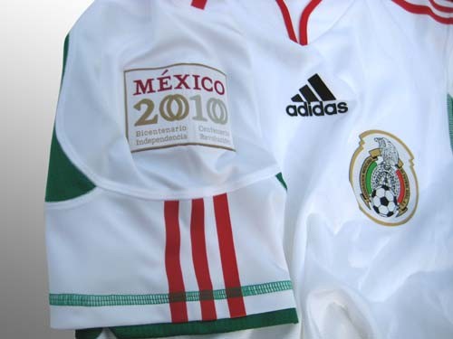 メキシコ代表2010独立200周年記念ユニフォーム