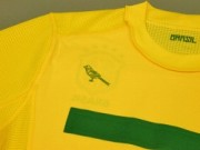 Brazil-2011-home-kit-nike-kamo-180-au-04.jpg