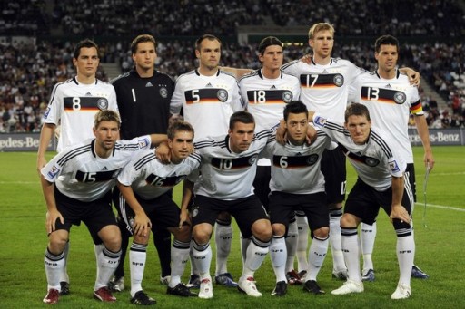ドイツ代表集合写真vsアゼルバイジャン代表WC欧州予選