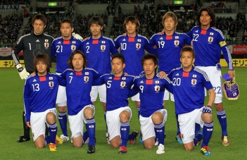 日本代表集合写真vsセルビア代表2010年4月7日
