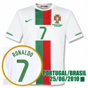 ポルトガル代表2010アウェイユニフォームvsブラジル代表マッチデイ