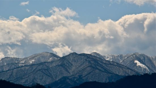 城山町から見た丹沢の山
