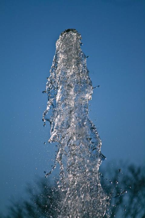 舎人公園の噴水の水5874
