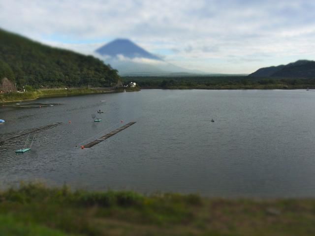 精進湖からのdiorama風富士山