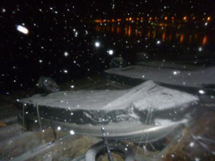 20121202湖波OPEN片づけ雪に