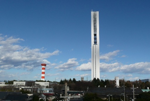 完成した世界一のエレベーター試験塔